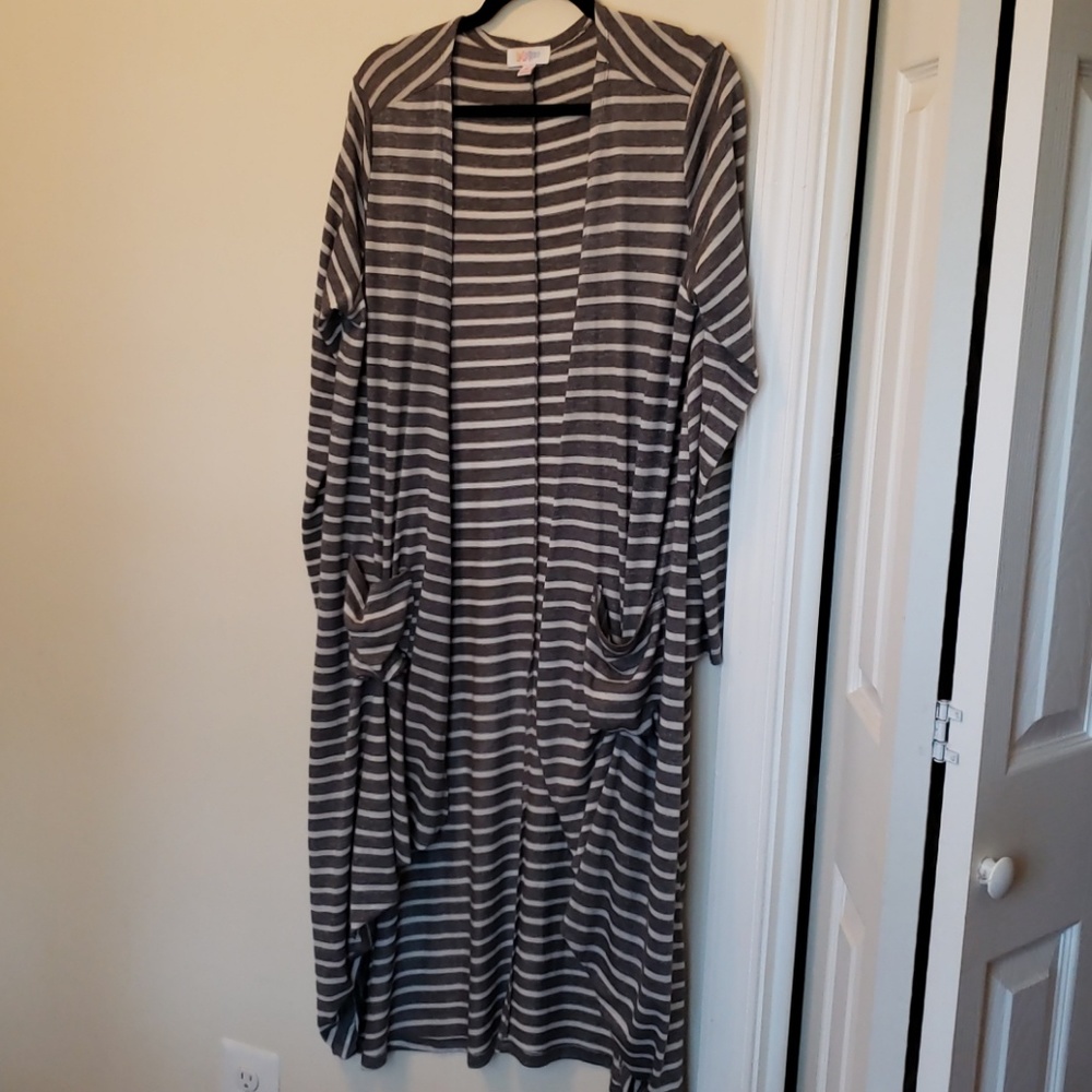 Lularoe Sarah cardigan